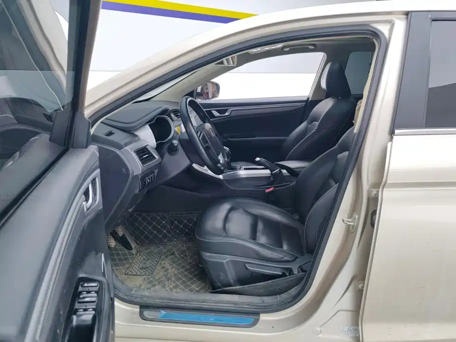 Geely Emgrand GL 2018 — фото 9