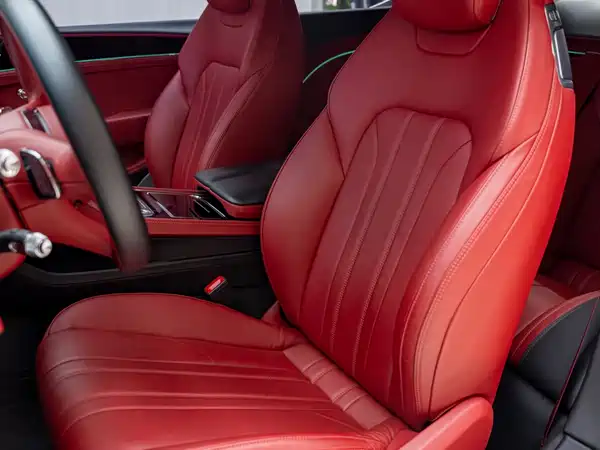 Bentley Continental 2021