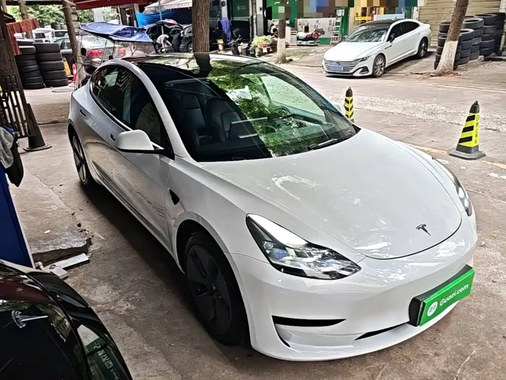 Tesla Model 3 2022 — фото 4