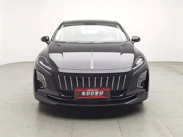 Hongqi E-QM5 2023