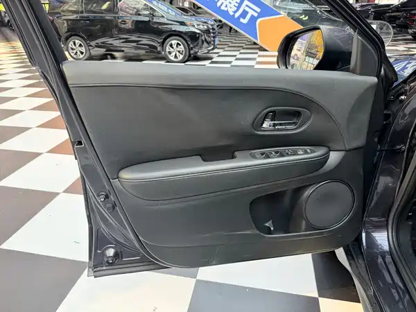 Honda Vezel 2021