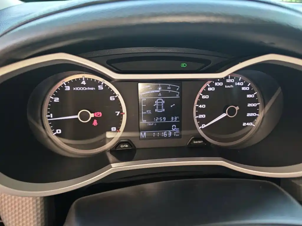Geely Emgrand GS 2016 — фото 12