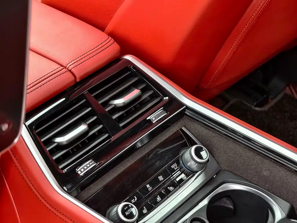 BMW 7 Series 2019 — фото 25
