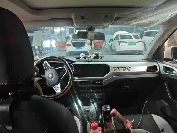 Volkswagen Tacqua 2023