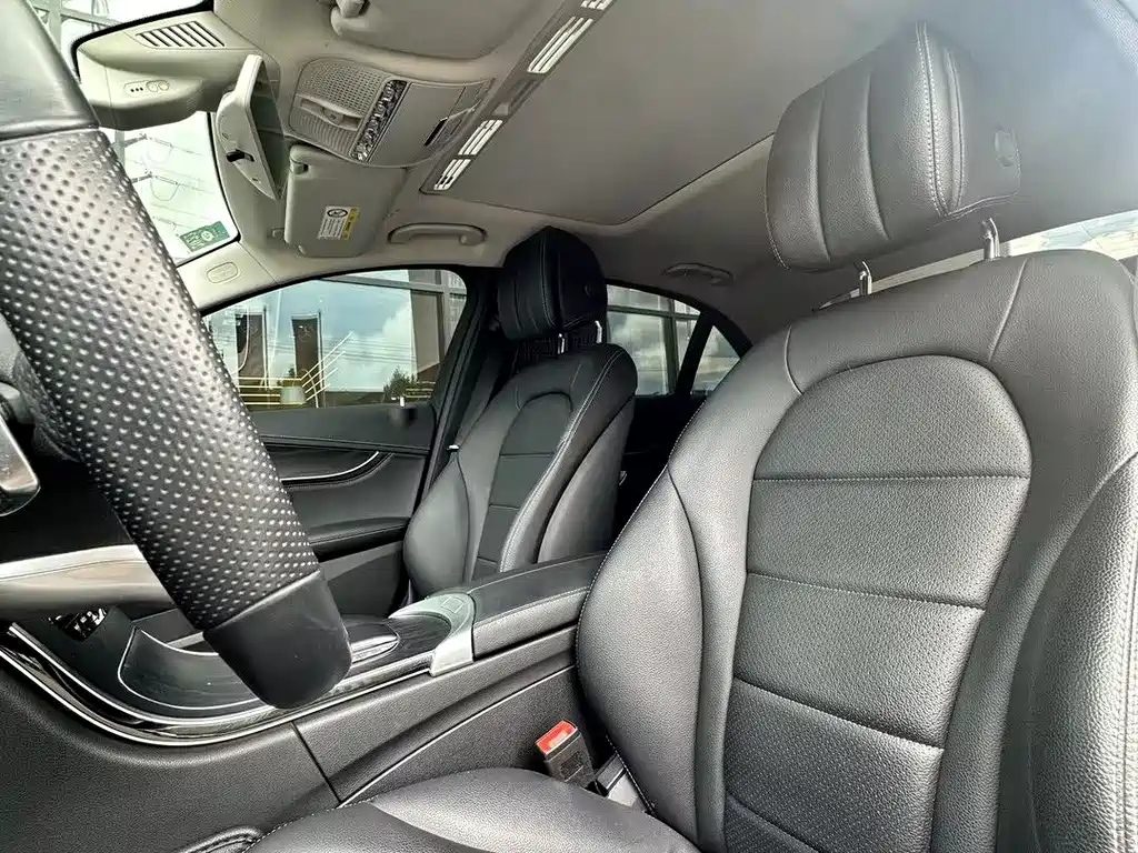 Mercedes-Benz C-Class 2020 — фото 17