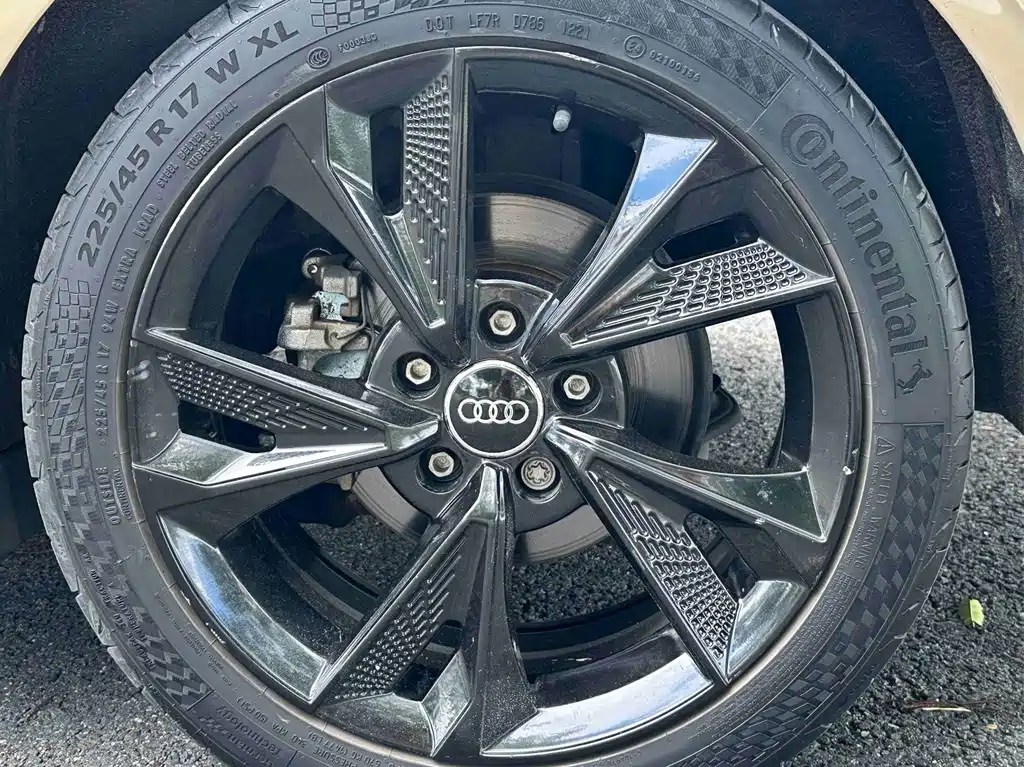 Audi A3 2016 — фото 18