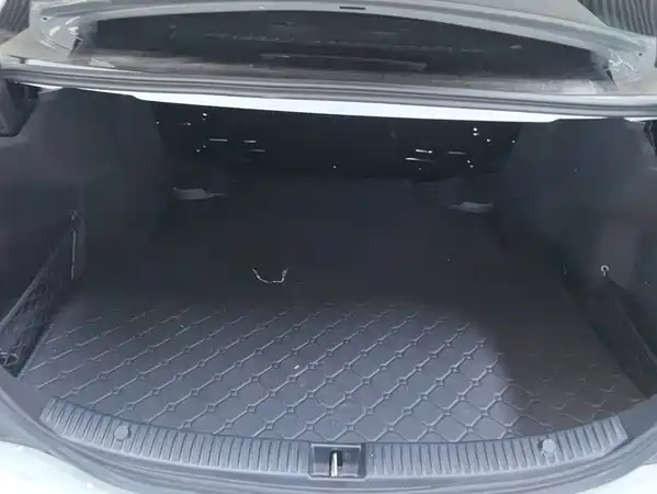 Mercedes-Benz C-Class 2022