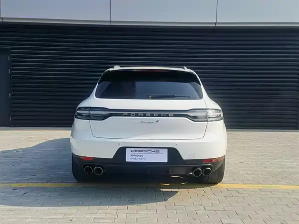 Porsche Macan 2014