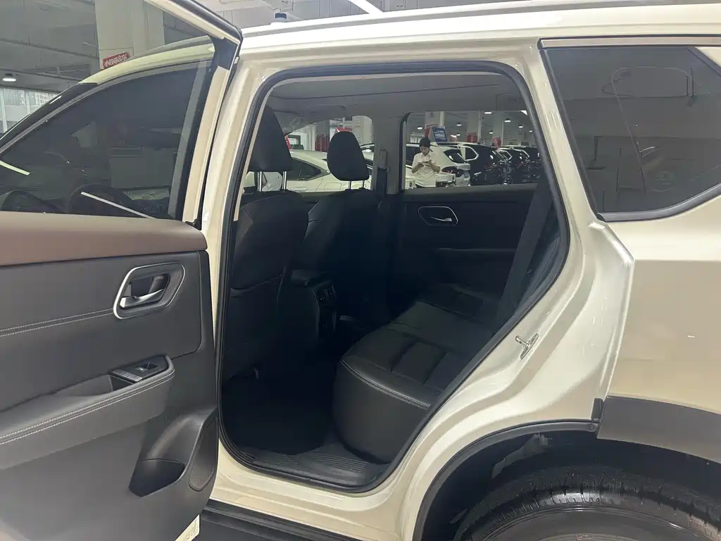 Nissan X-Trail 2022 — фото 10