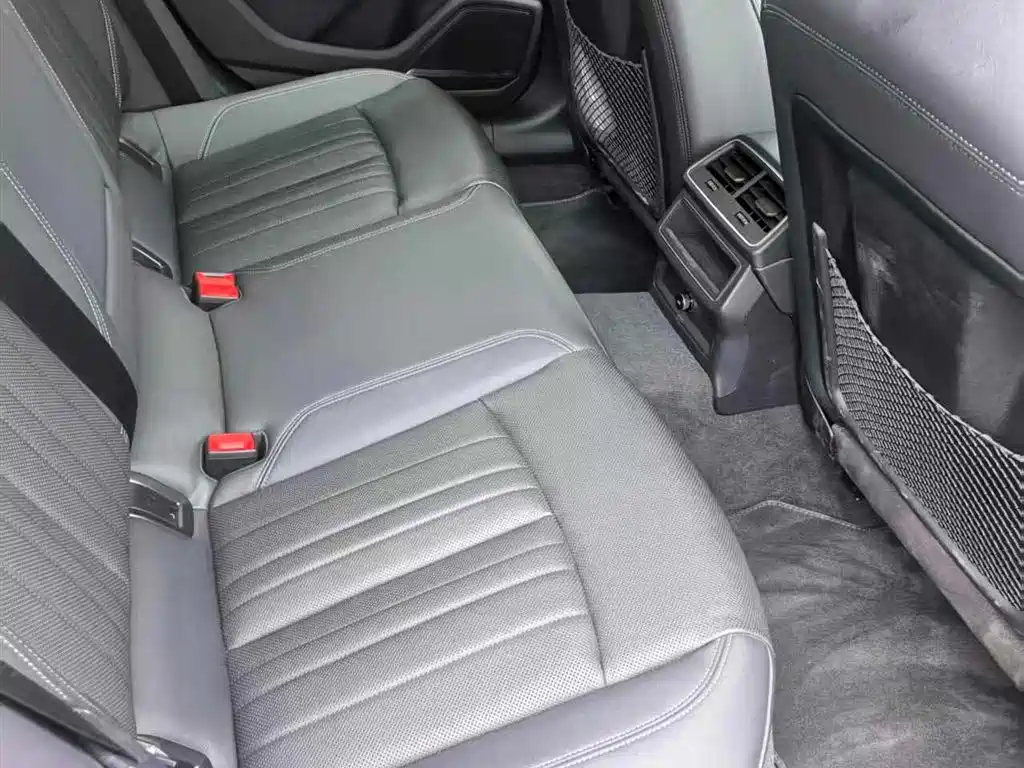 Audi A6 2025 — фото 12
