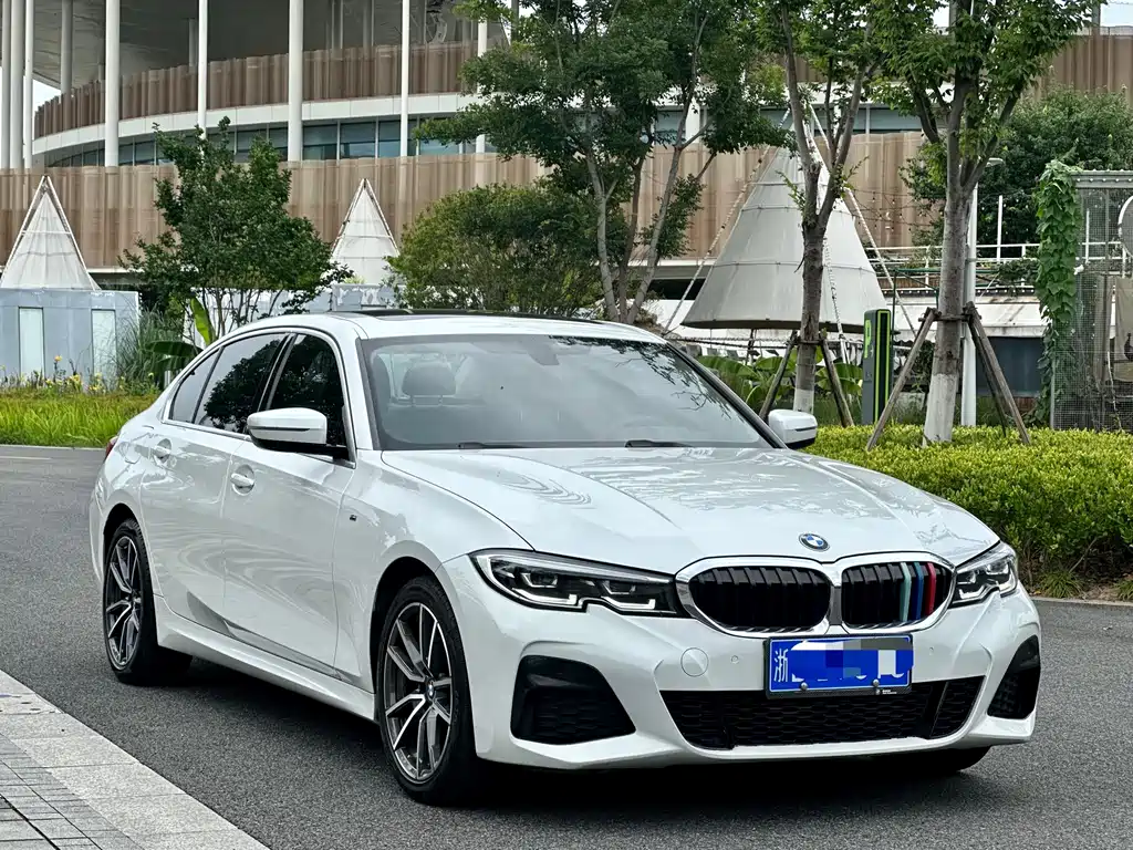 BMW 3 Series 2022