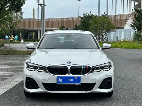 BMW 3 Series 2022