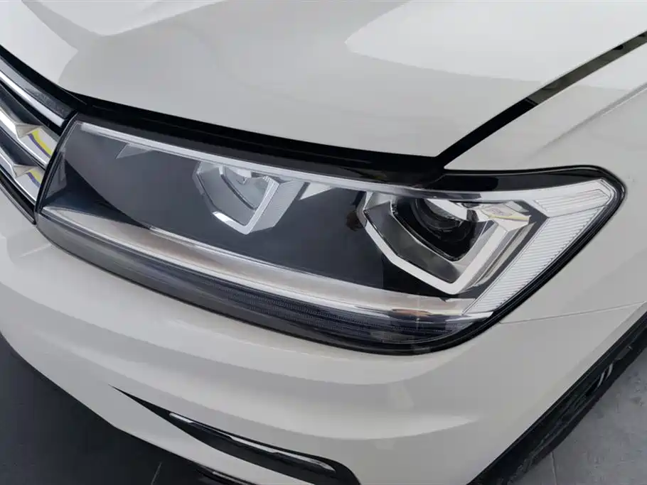 Volkswagen Tiguan L 2021 — фото 5