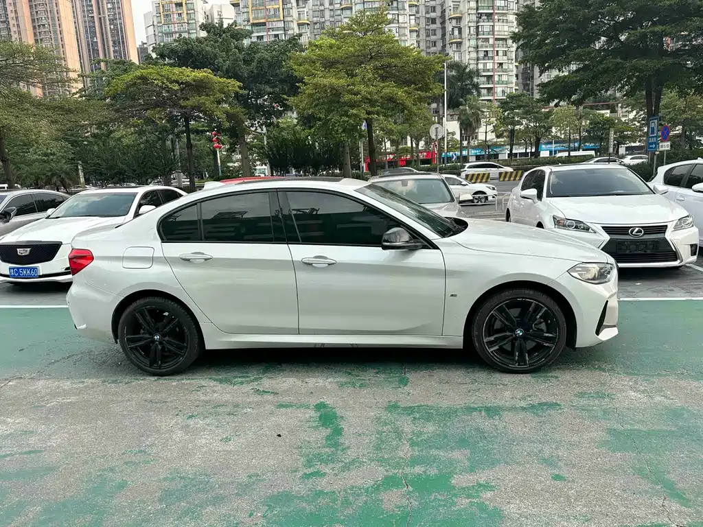 BMW 1 Series 2022