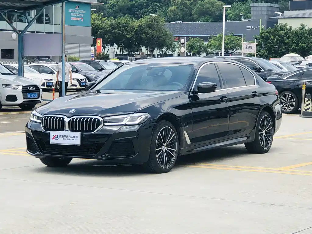 BMW 5 Series 2023
