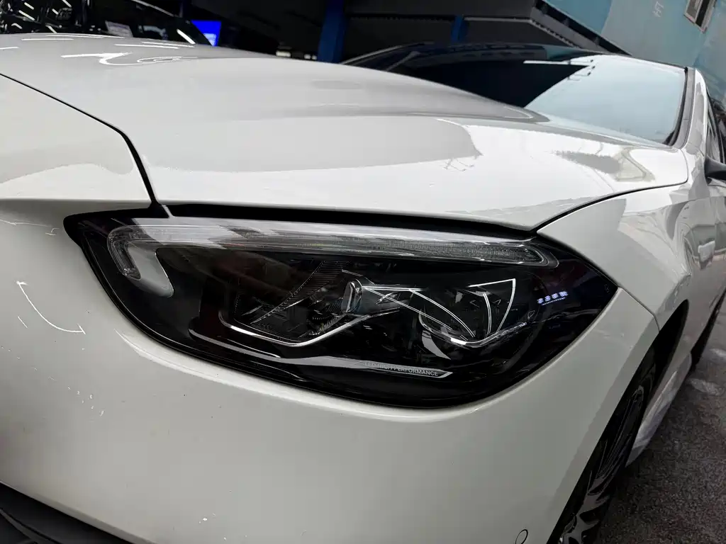 Mercedes-Benz C-Class 2025