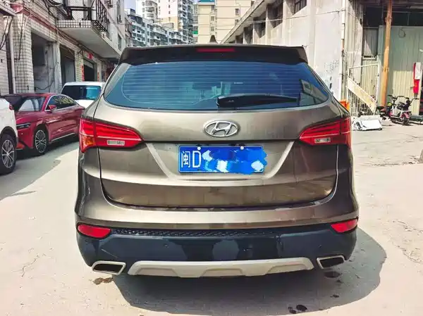 Hyundai Santa Fe 2016