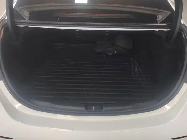 Mercedes-Benz C-Class 2022