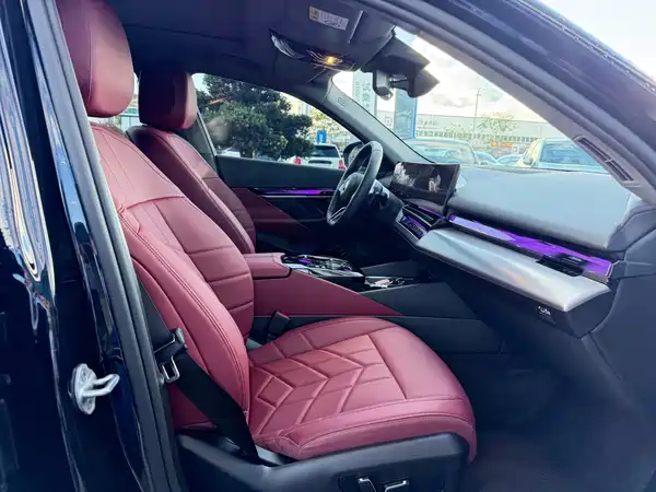 BMW 5 Series 2025