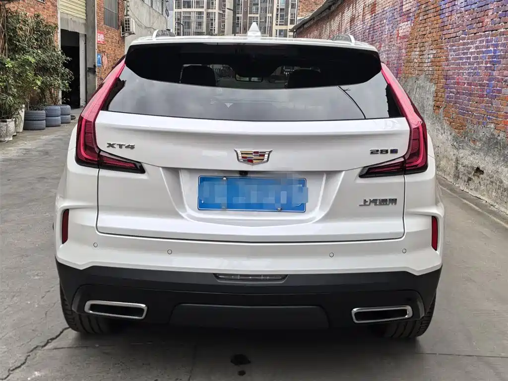 Cadillac XT4 2025 — фото 6