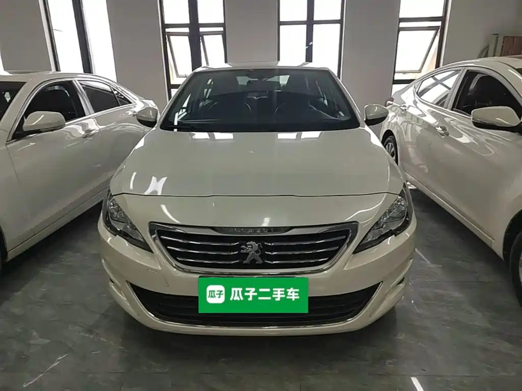 Peugeot 408 2016