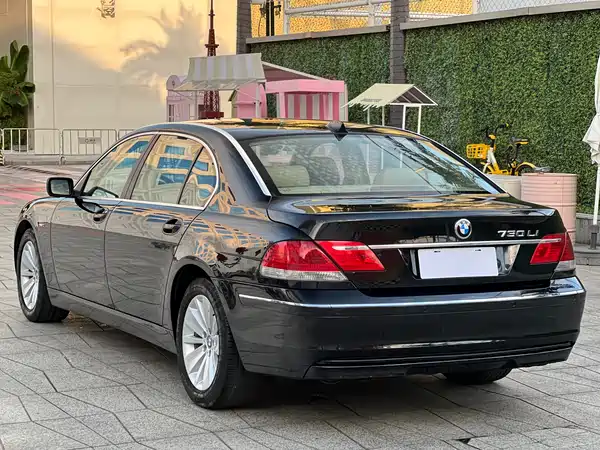BMW 7 Series 2005