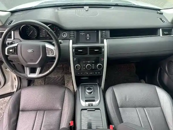 Land Rover Discovery Sport 2019