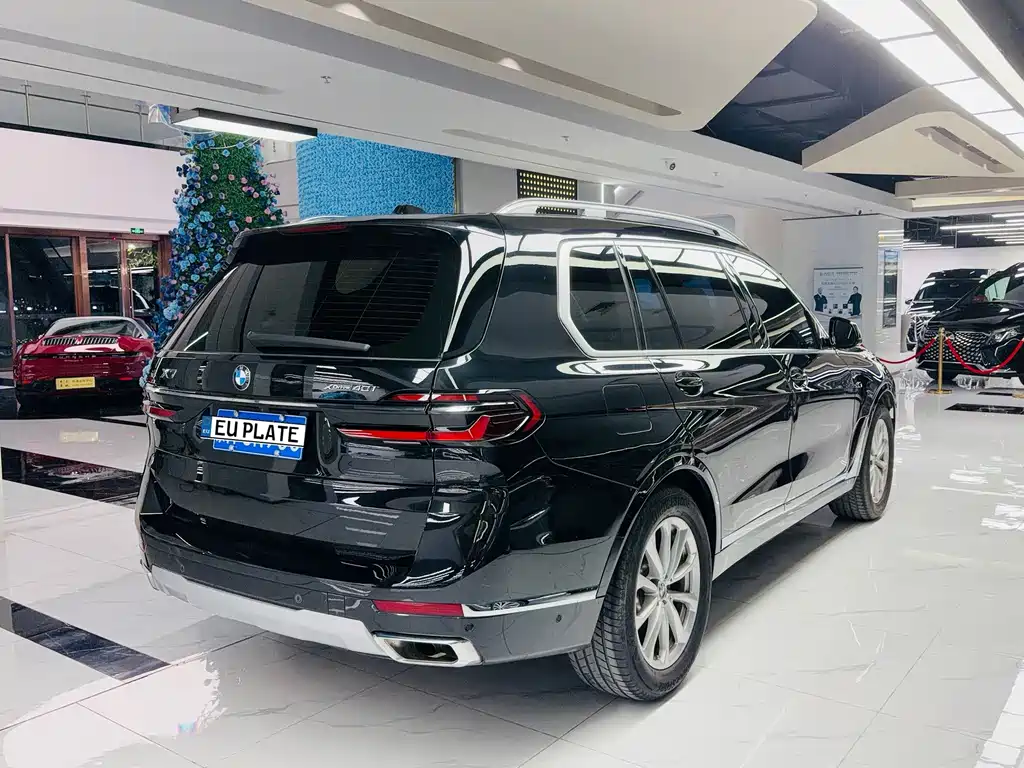 BMW X7 2023 — фото 6