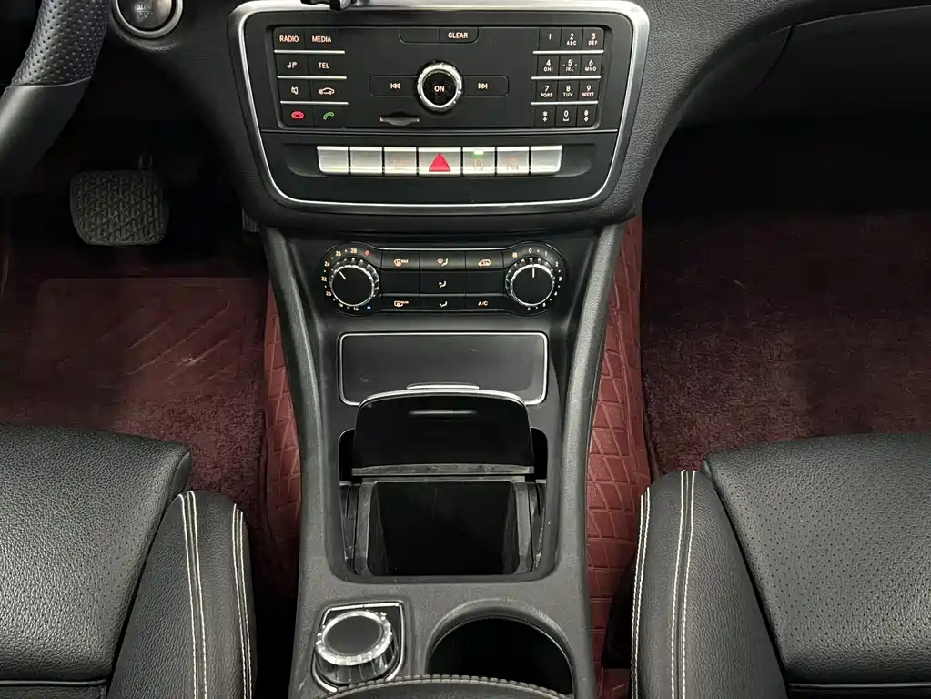 Mercedes-Benz GLA 2019 — фото 14