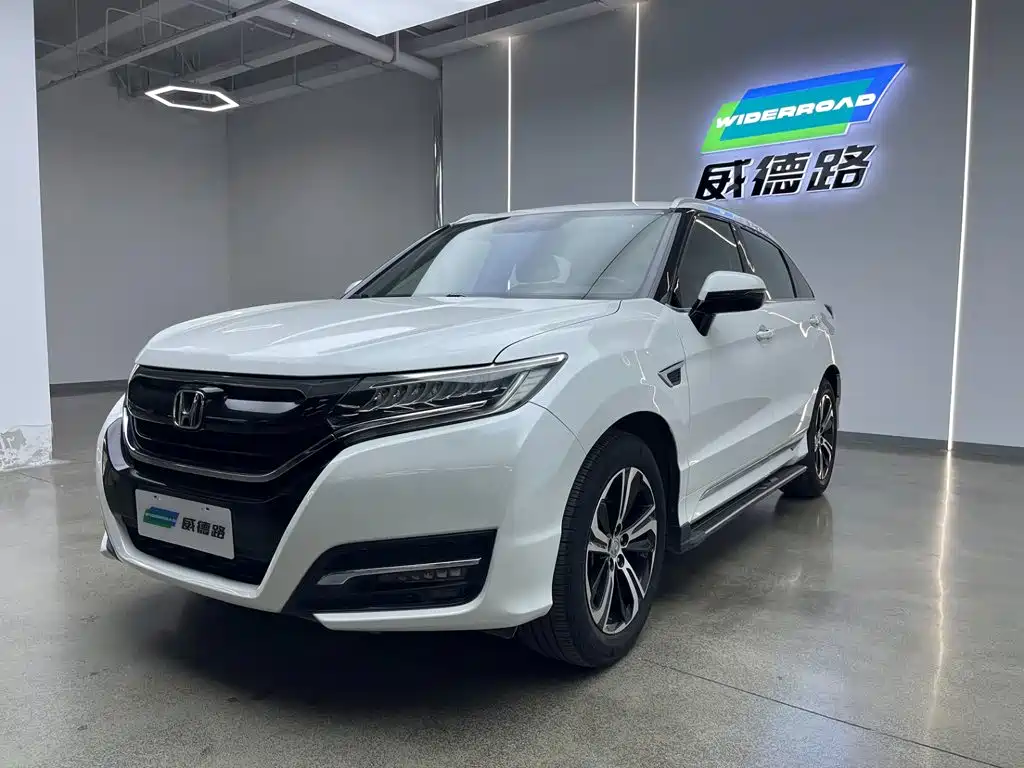 Honda UR-V 2017 — фото 1