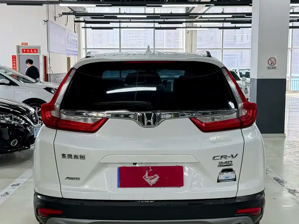 Honda CR-V 2018 — фото 8