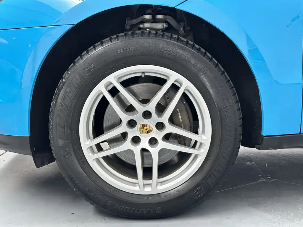 Porsche Macan 2020 — фото 27