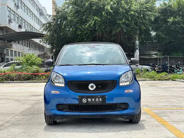 smart fortwo 2018