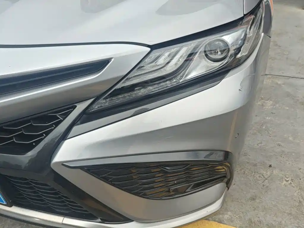 Toyota Camry 2022 — фото 24