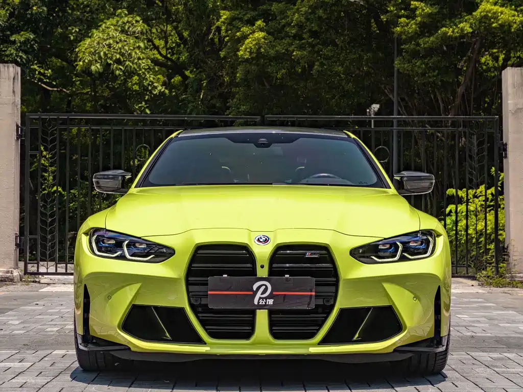 BMW M4 2022 — фото 3