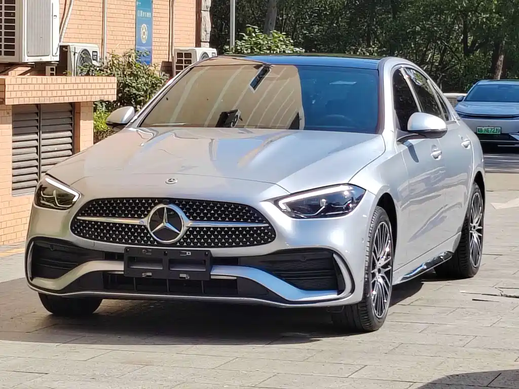 Mercedes-Benz C-Class 2023 — фото 1