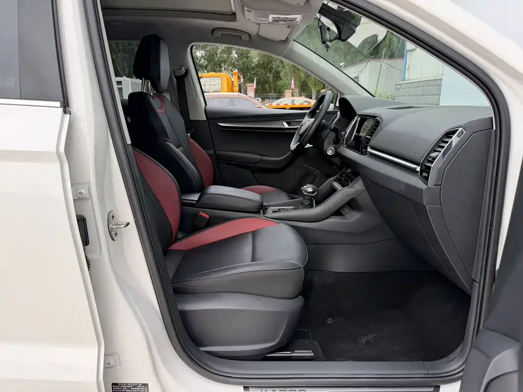 Skoda Karoq 2022 — фото 21
