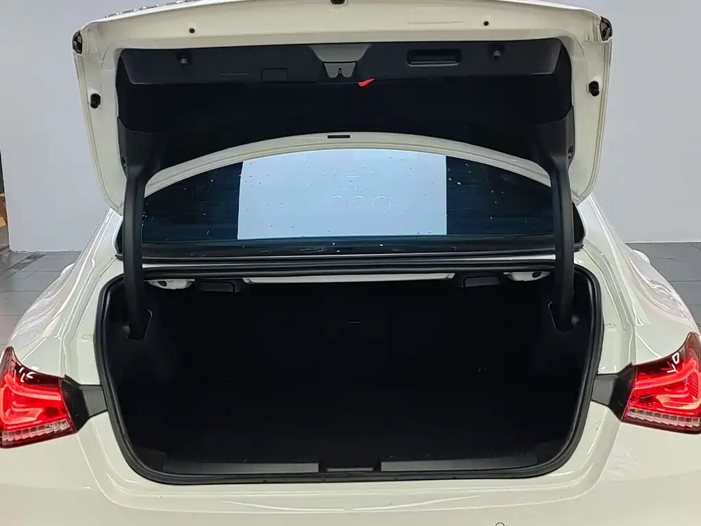 Mercedes-Benz CLA 2021 — фото 16