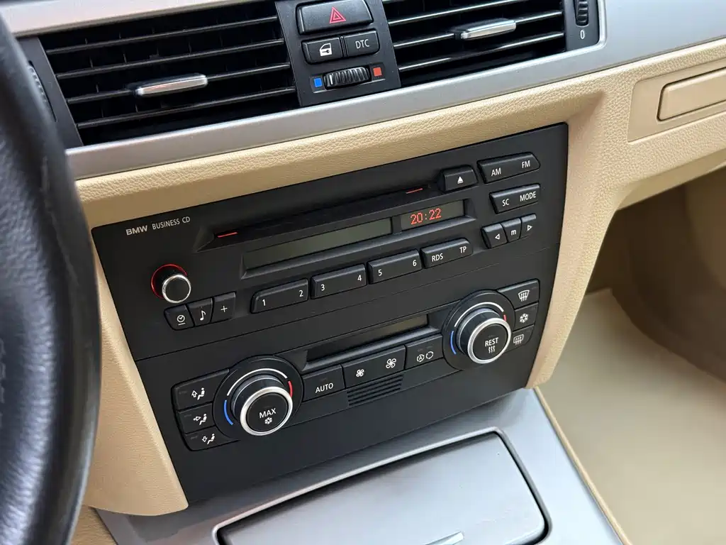 BMW 3 Series 2008 — фото 20