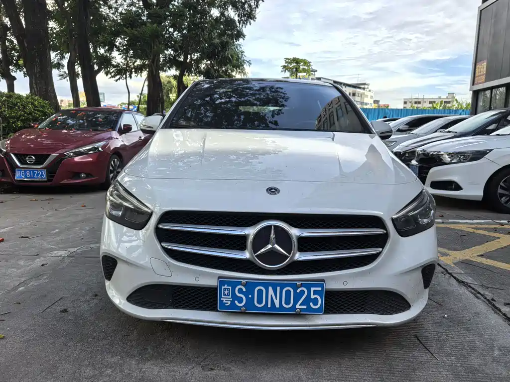 Mercedes-Benz B-Class 2020