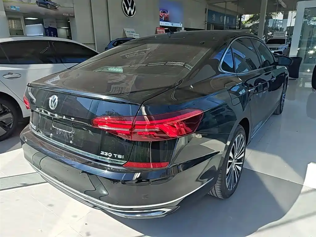 Volkswagen Passat 2019 — фото 7