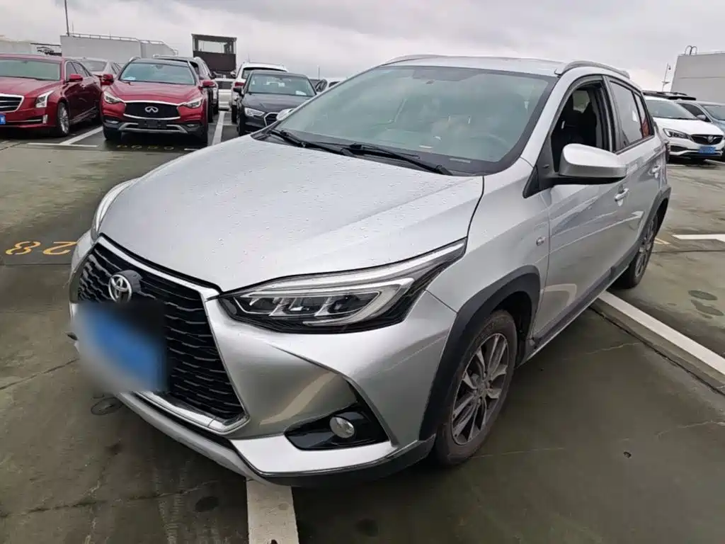Toyota Yaris L 2020