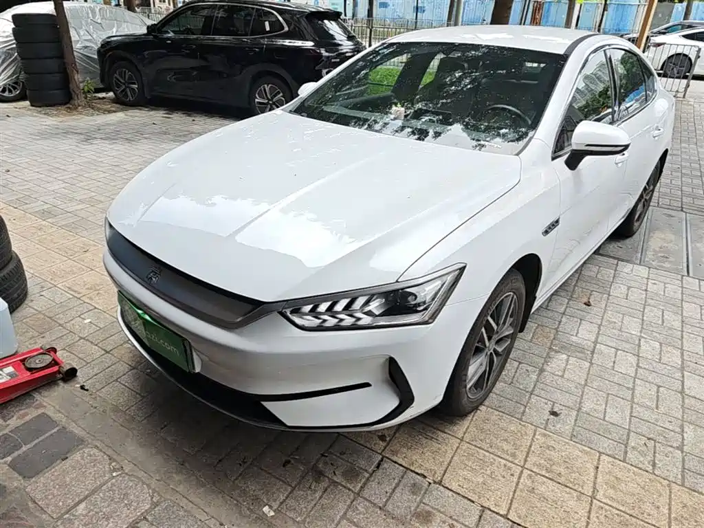 BYD Qin PLUS 2024 — фото 2