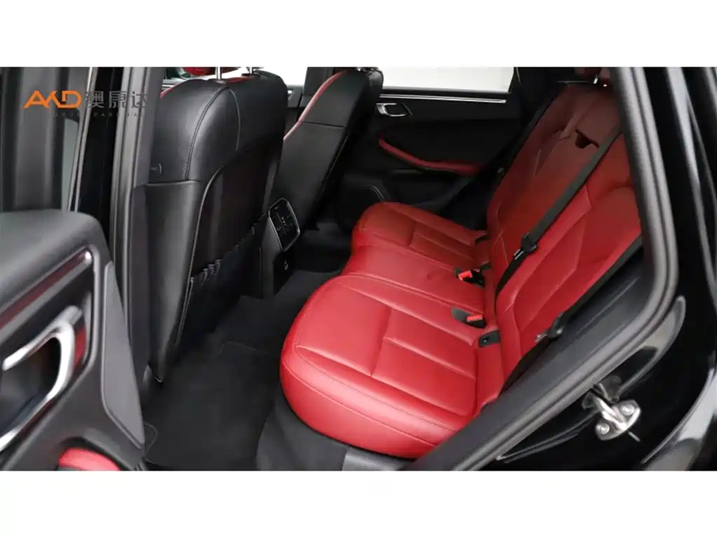 Porsche Macan 2023