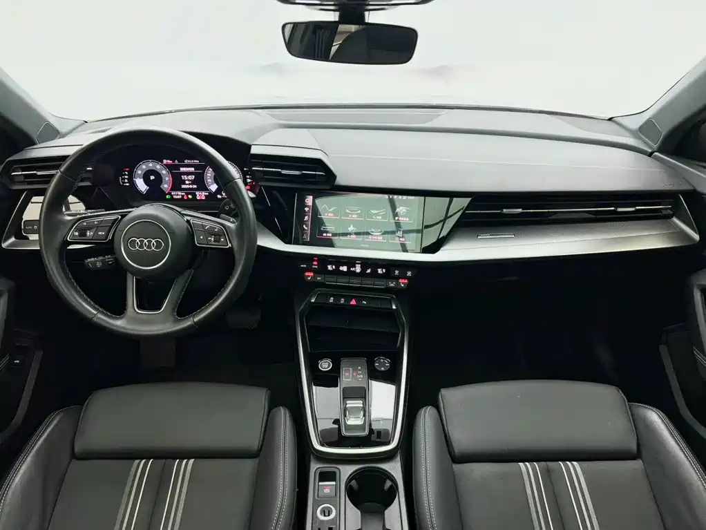 Audi A3 2022 — фото 18
