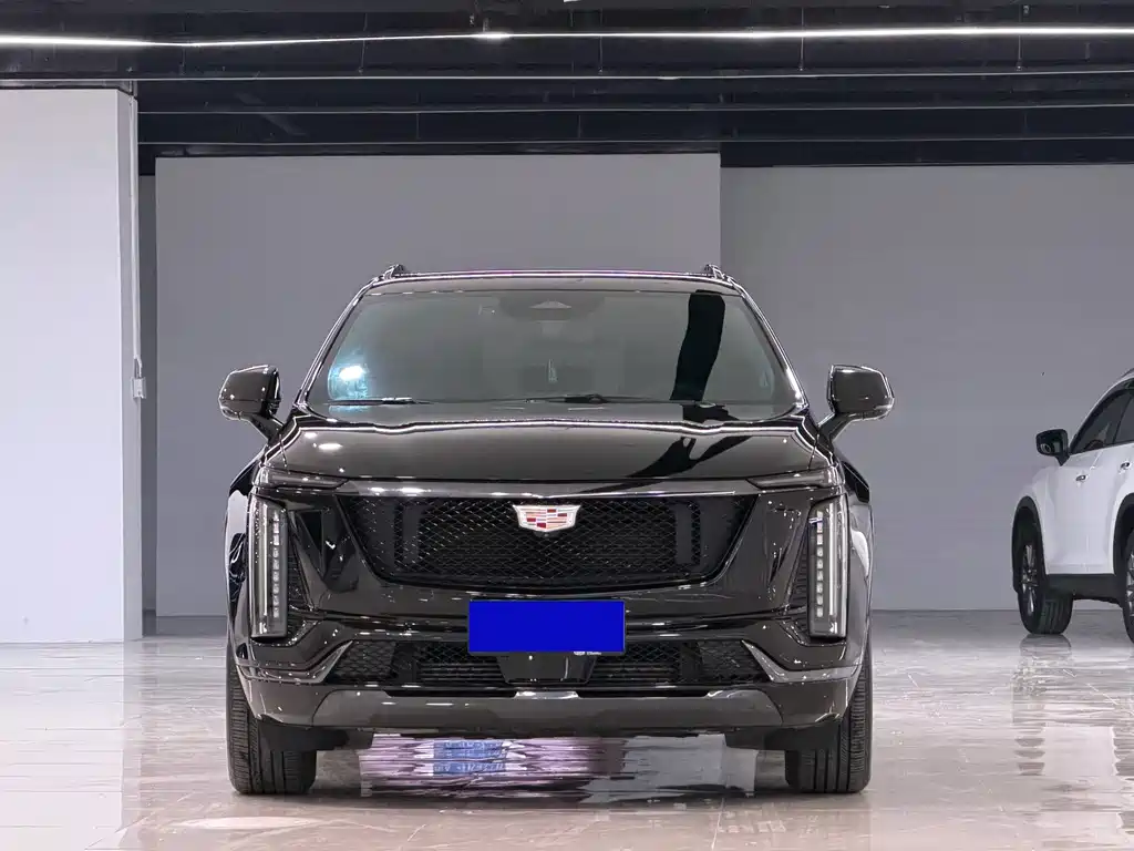 Cadillac XT5 2025 — фото 2