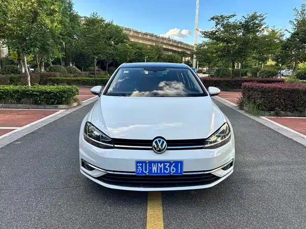 Volkswagen Golf 2020