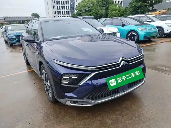 Citroën Versailles C5 X 2024