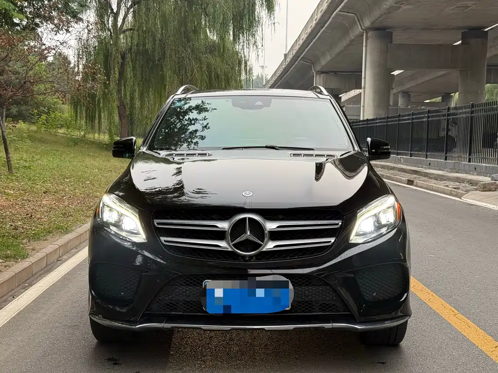 Mercedes-Benz GLE 2018 — фото 2