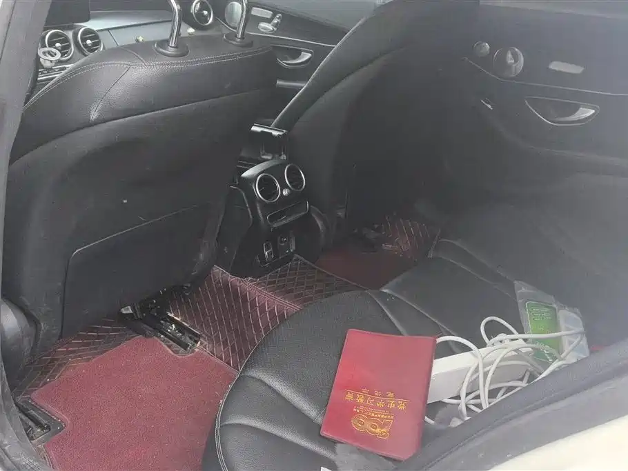 Mercedes-Benz C-Class 2022 — фото 11
